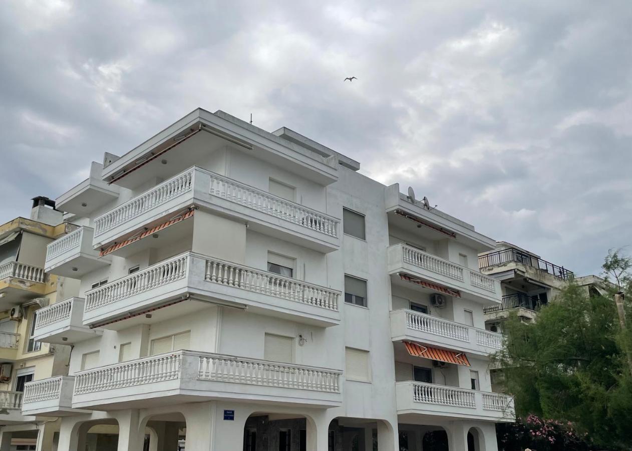 Siel Seaside Apartment Peraia  Екстер'єр фото